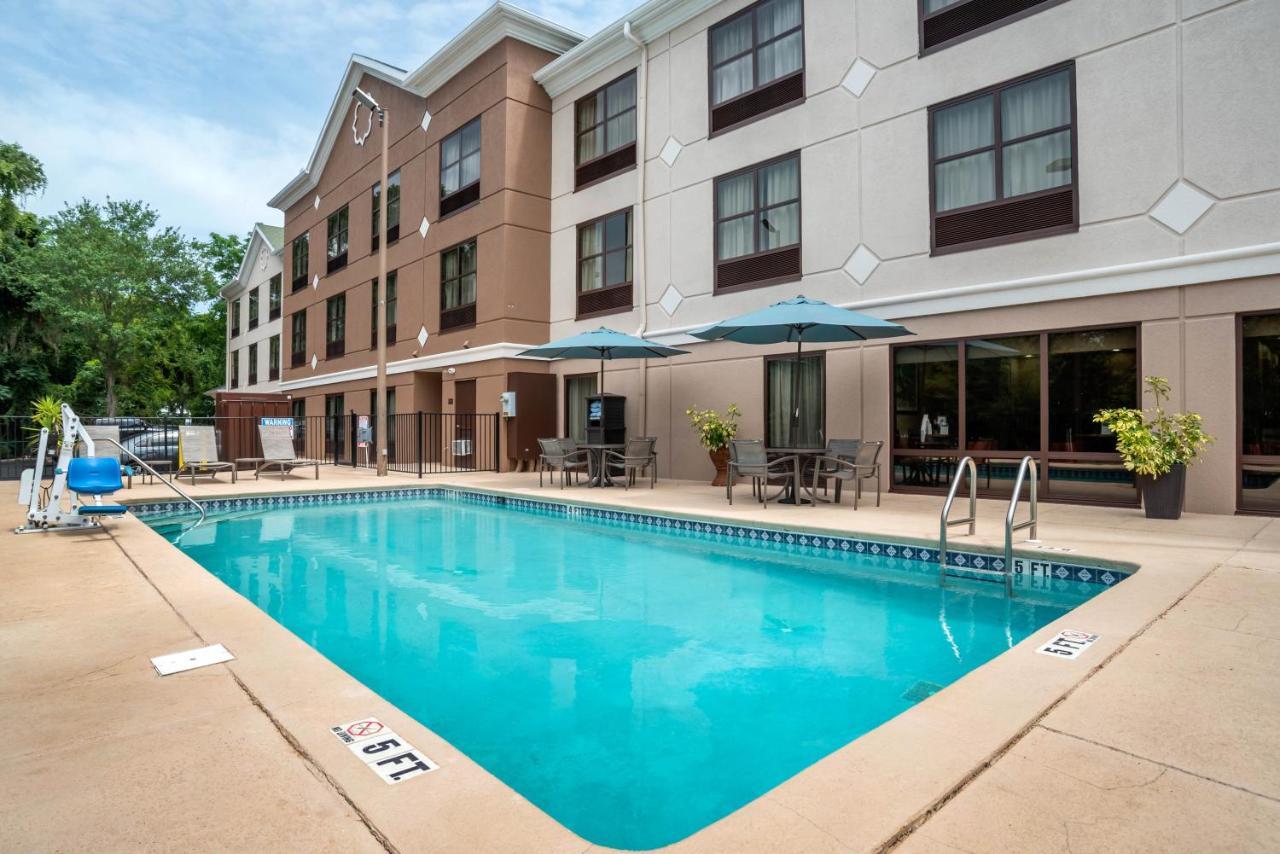 Comfort Suites Tallahassee Capitol - University Area Екстериор снимка