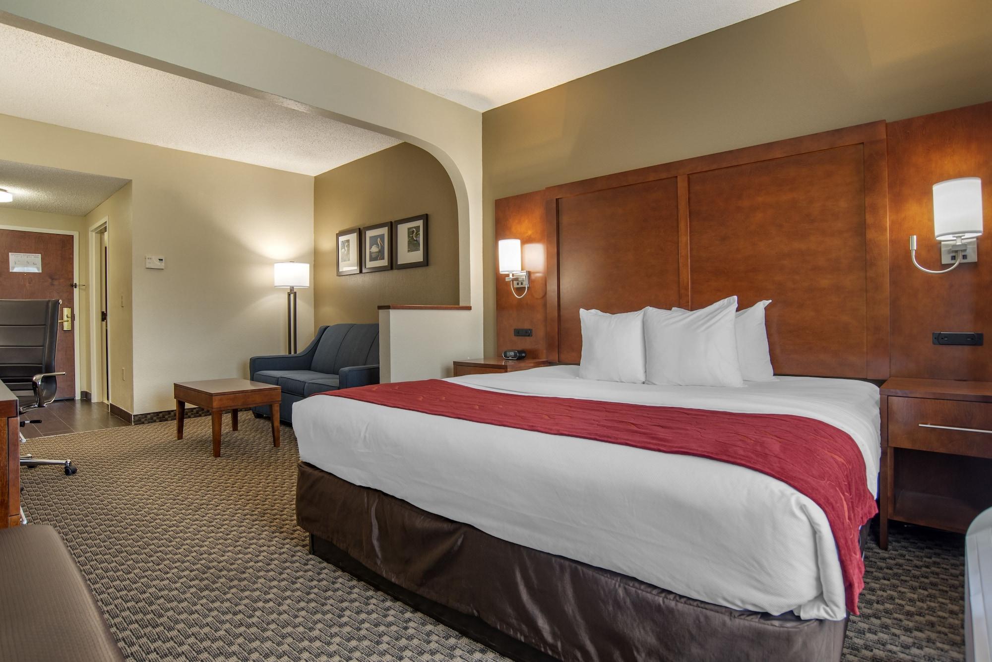 Comfort Suites Tallahassee Capitol - University Area Екстериор снимка