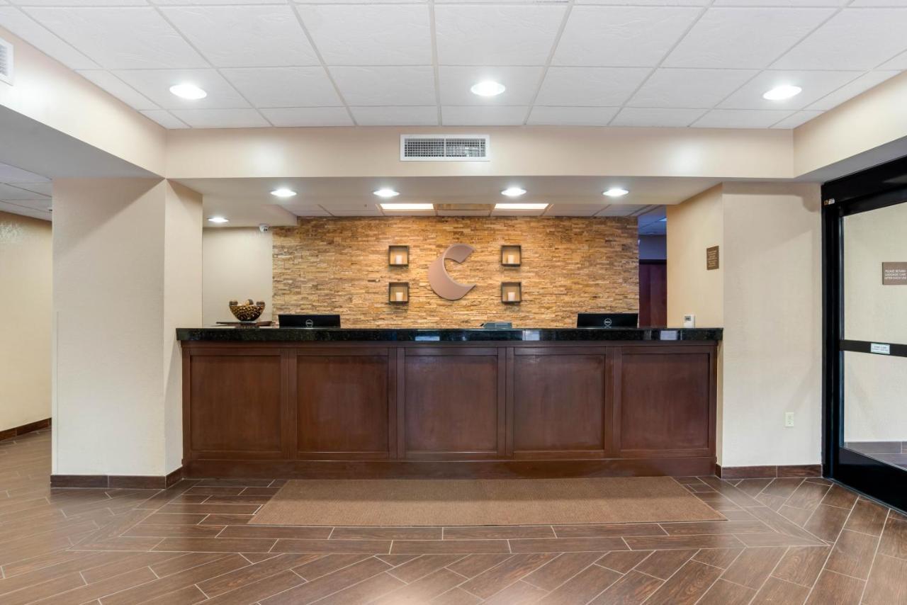 Comfort Suites Tallahassee Capitol - University Area Екстериор снимка