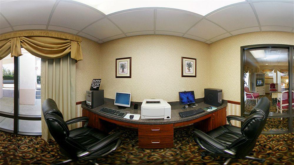 Comfort Suites Tallahassee Capitol - University Area Екстериор снимка